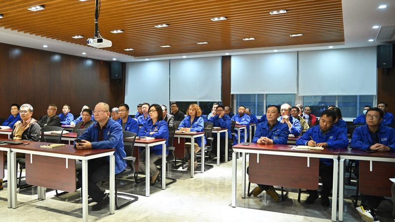 成都叉车上岗证考试全解析：流程、要点与注意事项